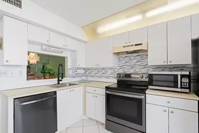 15450 Pembridge Avenue #164, Delray Beach, FL 33484 - Photo 7