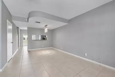 9905 NW 57th Manor, Coral Springs, FL 33076 - Photo 17