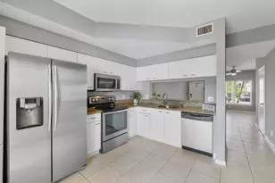 9905 NW 57th Manor, Coral Springs, FL 33076 - Photo 23