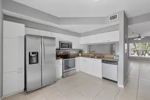 9905 NW 57th Manor, Coral Springs, FL 33076 - Photo 23