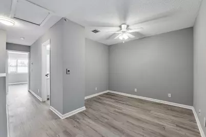 9905 NW 57th Manor, Coral Springs, FL 33076 - Photo 31