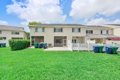 9905 NW 57th Manor, Coral Springs, FL 33076 - Photo 9