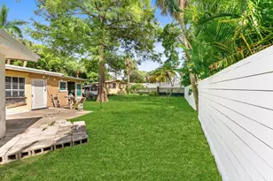 330 NW 32nd Ct, Oakland Park, FL 33309 - Photo 5