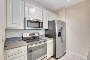 780 S Sapodilla Ave, West Palm Beach, FL 33401 - Photo 5