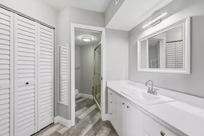 10401 W Broward Boulevard #401, Plantation, FL 33324 - Photo 13