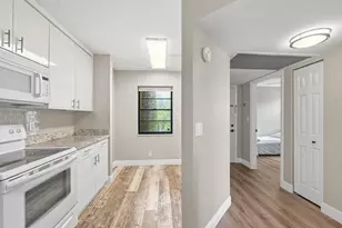 10401 W Broward Blvd, Plantation, FL 33324 - Photo 9