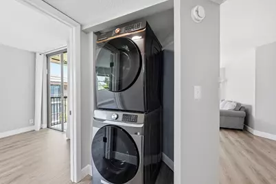 10401 W Broward Boulevard #401, Plantation, FL 33324 - Photo 21