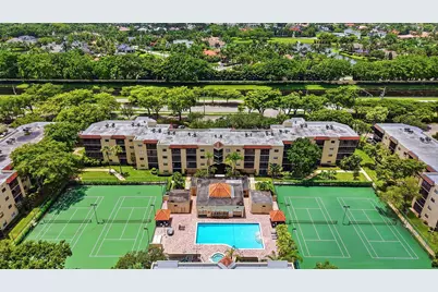10401 W Broward Boulevard #401, Plantation, FL 33324 - Photo 25