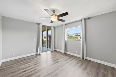 10401 W Broward Boulevard #401, Plantation, FL 33324 - Photo 11
