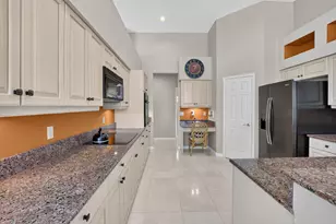 8064 Desmond Dr, Boynton Beach, FL 33472 - Photo 23