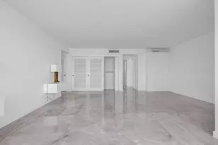 201 N Riverside Dr, Pompano Beach, FL 33062 - Photo 23