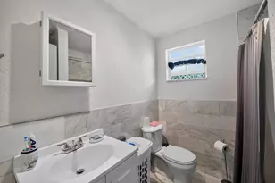 10363 SW 6th St, Sweetwater, FL 33174 - Photo 29