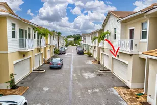 91 Palm Ln, Royal Palm Beach, FL 33411 - Photo 55