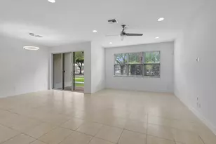 91 Palm Ln, Royal Palm Beach, FL 33411 - Photo 19