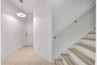 91 Palm Lane, Royal Palm Beach, FL 33411 - Photo 7