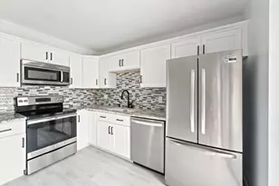 85 Lake Arbor Dr, Palm Springs, FL 33461 - Photo 9