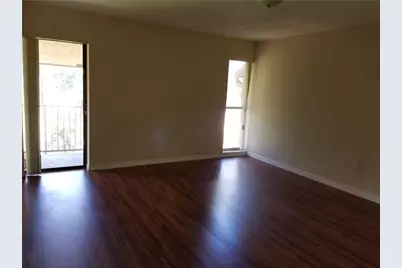 2421 N 40th Avenue #109, Hollywood, FL 33021 - Photo 11