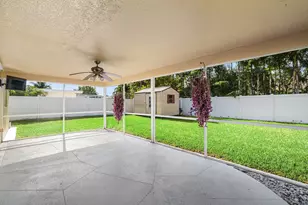 914 SW 4th St, Boca Raton, FL 33486 - Photo 23