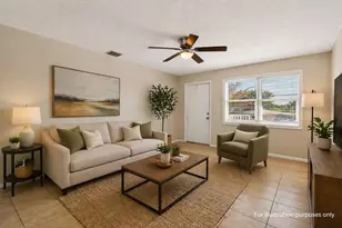 1618 W 26th Ct, Riviera Beach, FL 33404 - Photo 1