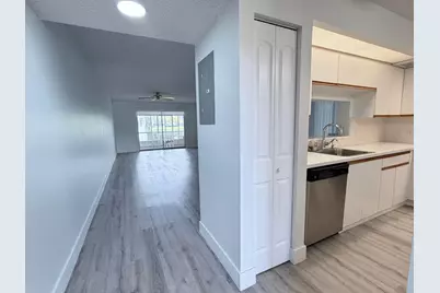12901 SW 15th Court #106v, Pembroke Pines, FL 33027 - Photo 3