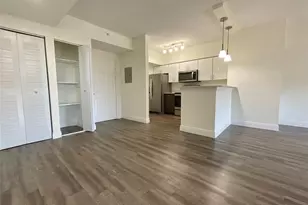 7707 NW 7th St, Miami, FL 33126 - Photo 3