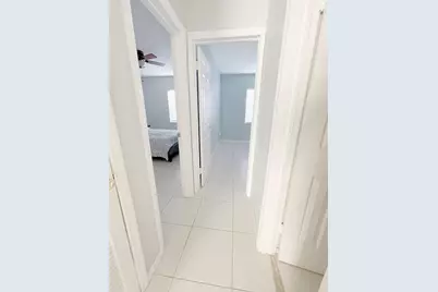 324 SW 22nd Street #Unit A, Fort Lauderdale, FL 33315 - Photo 9