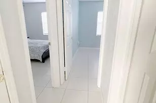 324 SW 22nd St, Fort Lauderdale, FL 33315 - Photo 9