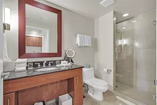 18001 Collins Ave, Sunny Isles Beach, FL 33160 - Photo 51