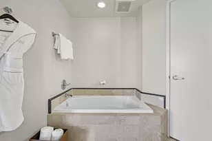 18001 Collins Ave, Sunny Isles Beach, FL 33160 - Photo 43