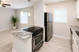 115 SW 1st Ave, Boynton Beach, FL 33435 - Photo 3