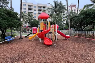 7707 NW 7th St, Miami, FL 33126 - Photo 19