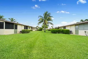 2915 Crosley Dr W, West Palm Beach, FL 33415 - Photo 17