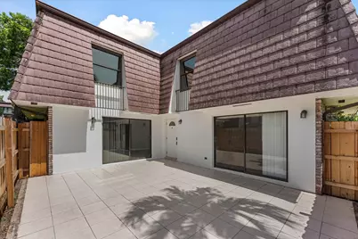 7683 Courtyard Run W, Boca Raton, FL 33433 - Photo 5