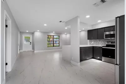 1661 NW 1st Avenue, Pompano Beach, FL 33060 - Photo 9