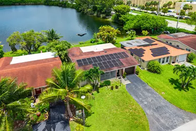 4901 NW 18th Avenue, Deerfield Beach, FL 33064 - Photo 41