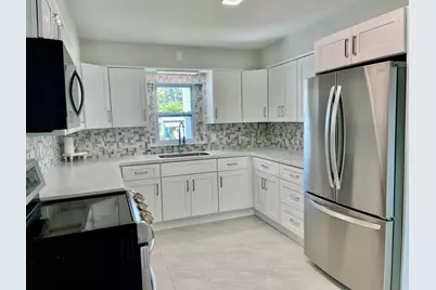 2324 NE Pine Ridge Street, Jensen Beach, FL 34957 - Photo 3