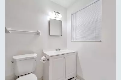 850 E Commercial Boulevard #250f, Oakland Park, FL 33334 - Photo 25