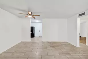 850 E Commercial Blvd, Oakland Park, FL 33334 - Photo 7