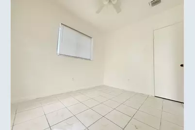 3645 NW 195th Terrace, Miami Gardens, FL 33056 - Photo 17