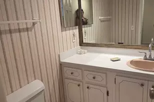 3150 N Palm Aire Dr, Pompano Beach, FL 33069 - Photo 7