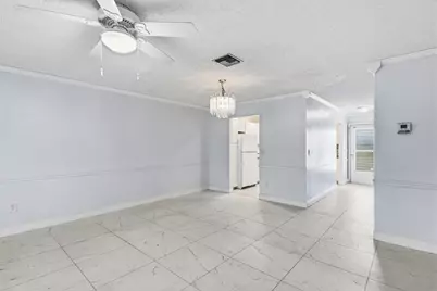 5725 Fernley Drive E #66, West Palm Beach, FL 33415 - Photo 9