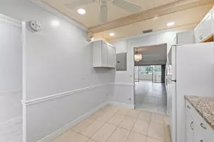 5725 Fernley Dr E, West Palm Beach, FL 33415 - Photo 7