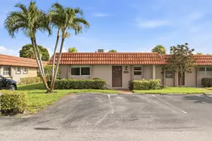 5725 Fernley Dr E, West Palm Beach, FL 33415 - Photo 1