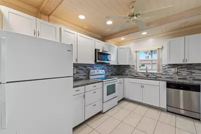 5725 Fernley Drive E #66, West Palm Beach, FL 33415 - Photo 5