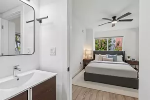 740 Meridian Ave, Miami Beach, FL 33139 - Photo 19