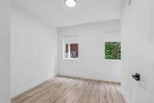 740 Meridian Ave, Miami Beach, FL 33139 - Photo 21