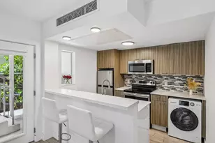 740 Meridian Ave, Miami Beach, FL 33139 - Photo 9