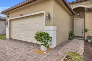 12563 NW Toblin Ln, Port Saint Lucie, FL 34987 - Photo 3