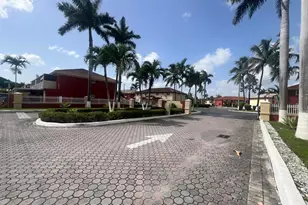 10903 W Okeechobee Rd, Hialeah, FL 33018 - Photo 35