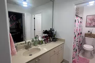 10903 W Okeechobee Rd, Hialeah, FL 33018 - Photo 11